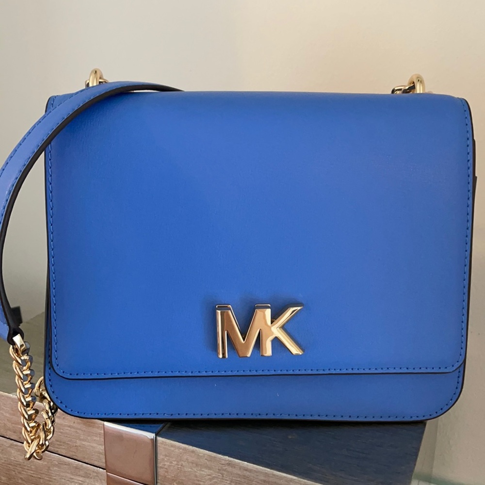 Michael Kors | Plain Leather Crossbody Logo